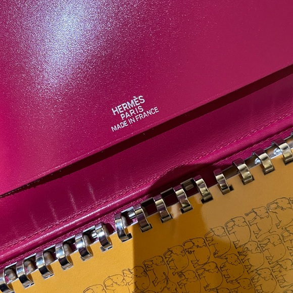 HERMES framboise chevre mysore leather vision agenda cover - Picture 8 of 16